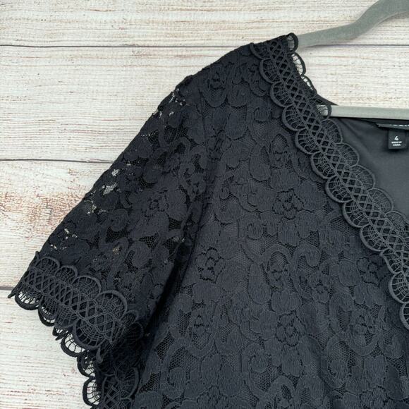 Torrid Stretch Lace Surplice Crop Top‎ Women's Size 4X Black - Picture 3 of 14